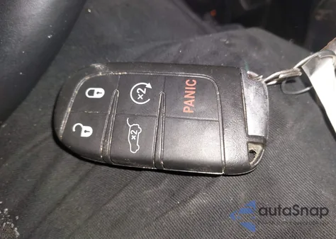 2018 Jeep Compass Limited 4X4 из США, поврежденный, VIN 3C4NJDCB0JT199837